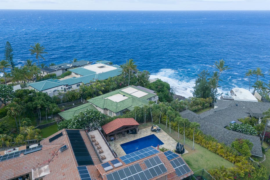 aerial view of Hawaii homes with solar panels